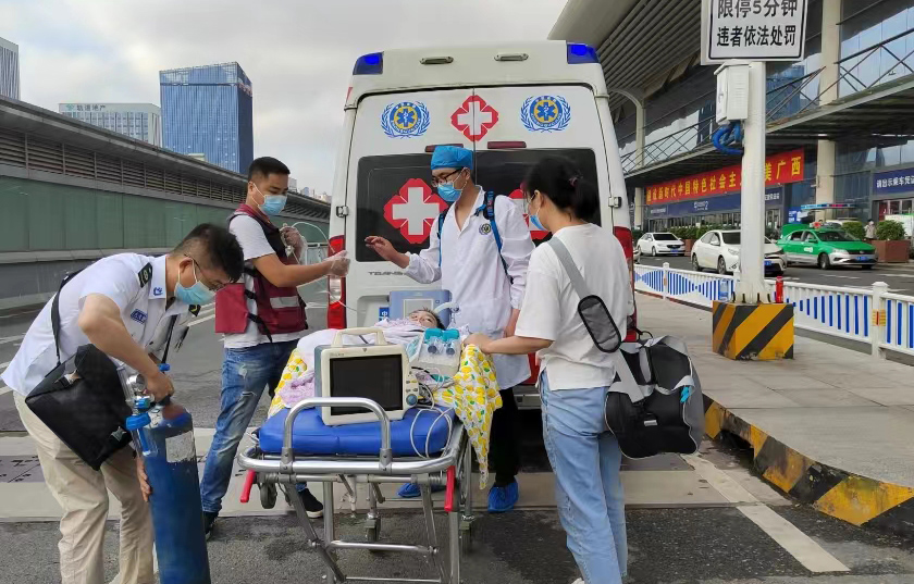 霸州市救护车出租公司